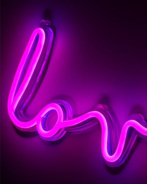 LOVE neon wall light in PINK